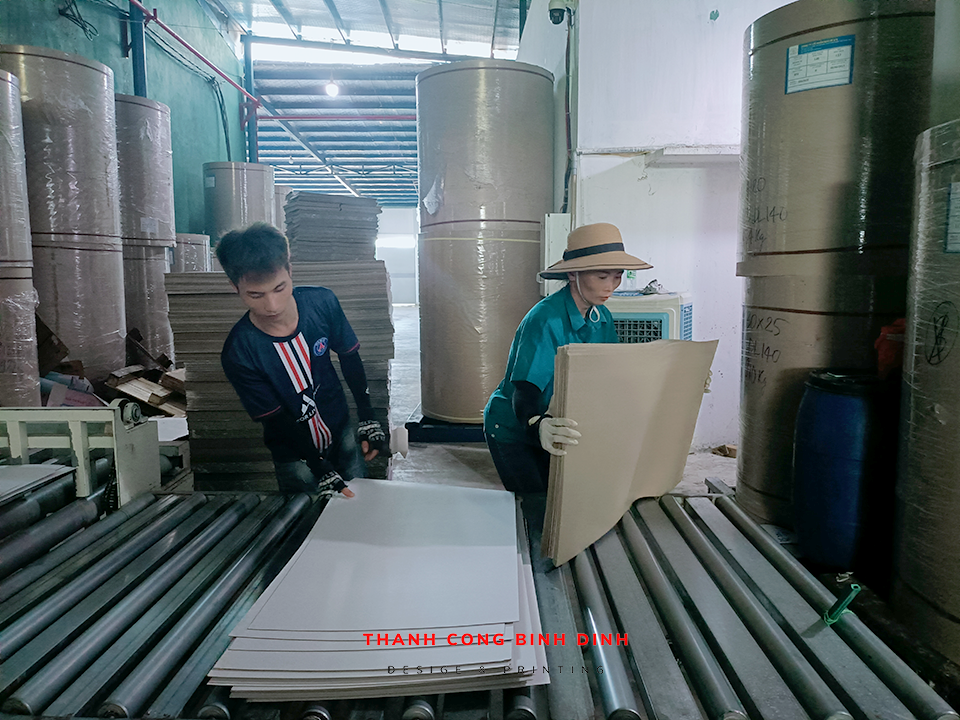 Nhận gia công thùng giấy carton theo yêu cầu 